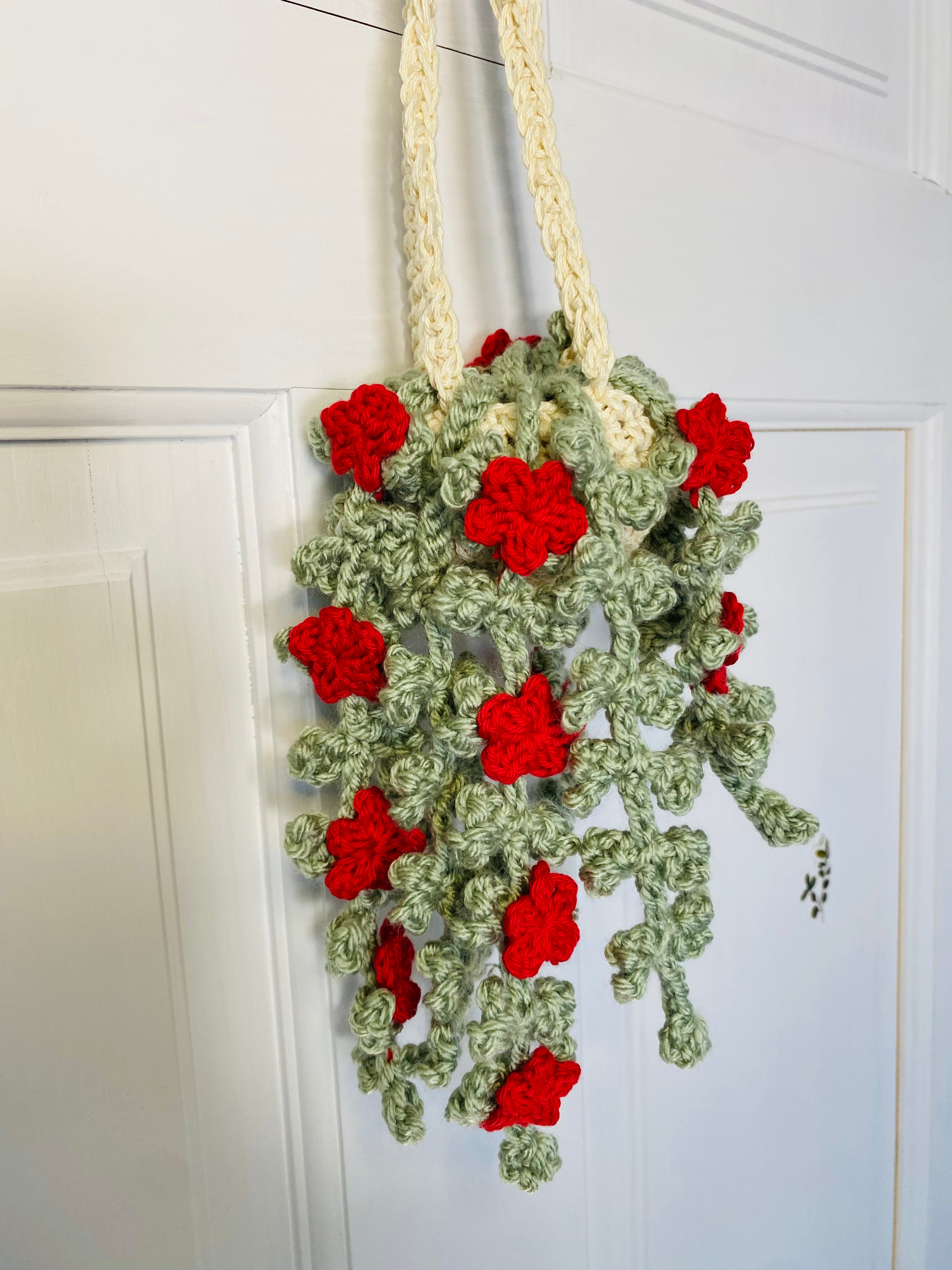 MINI Ivy with Flowers Hanging Plant